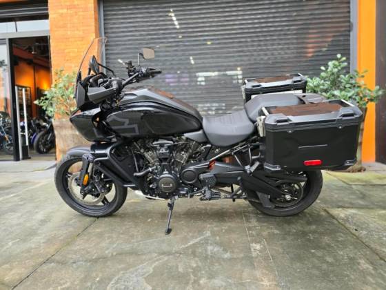 HARLEY-DAVIDSON PAN AMERICA 1250 S 